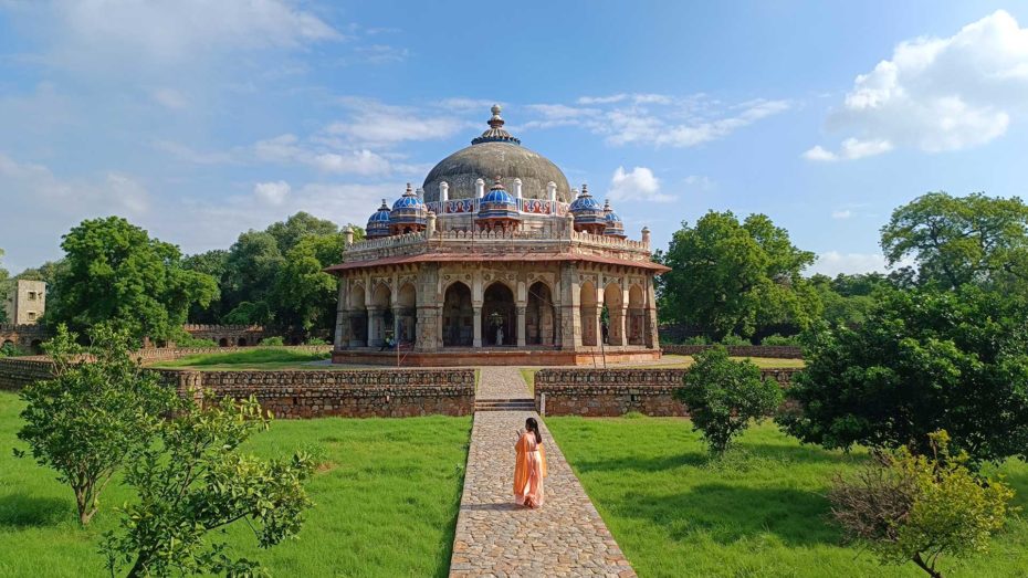 Delhi Isa Khan tomb